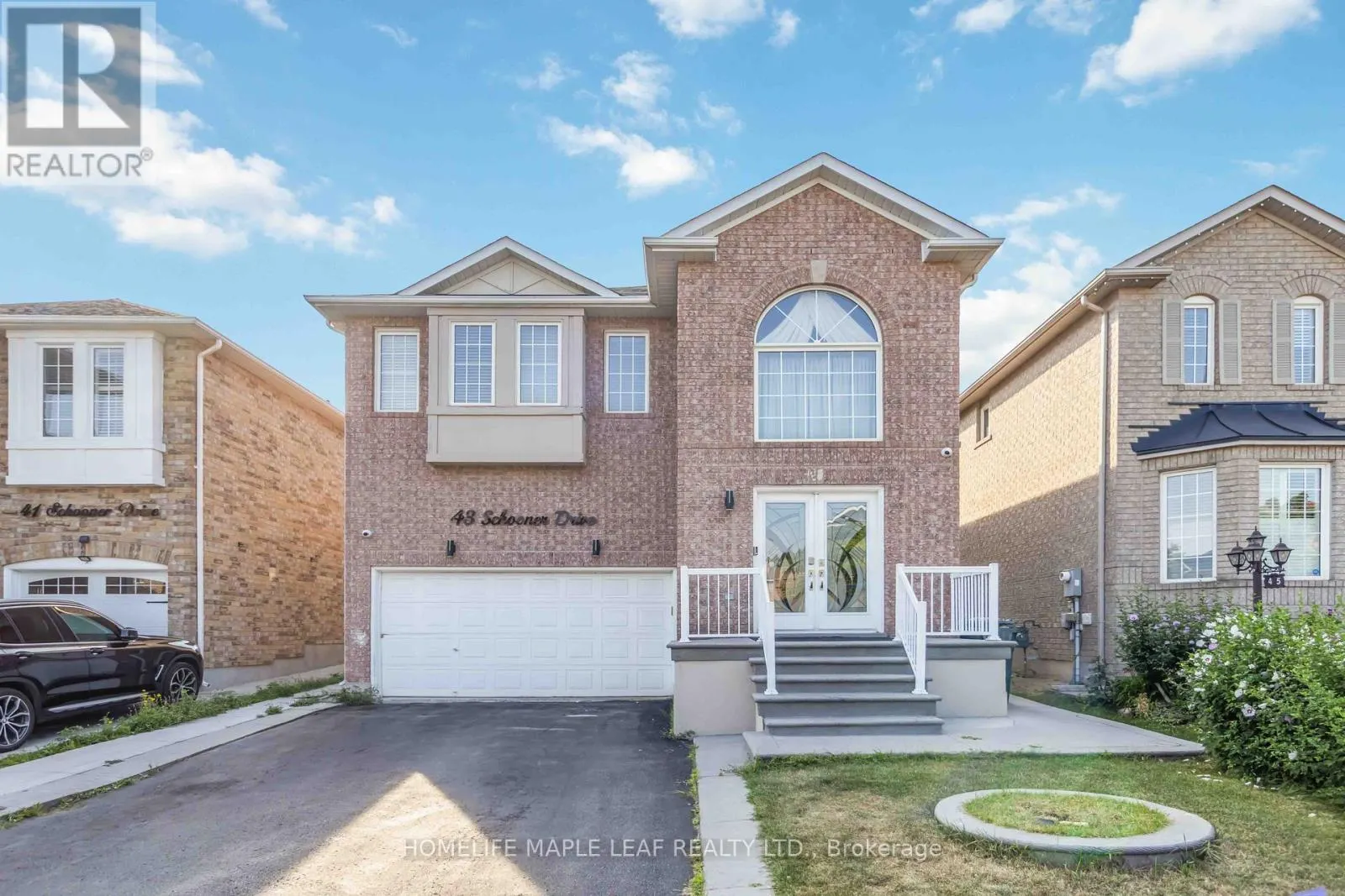 43 SCHOONER DRIVE