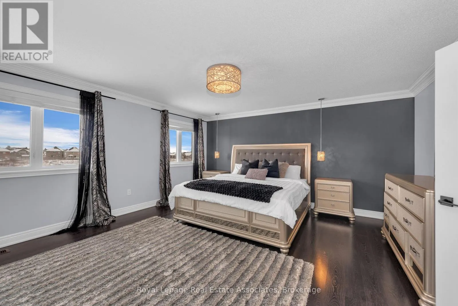 12 SEABROOK PLACE