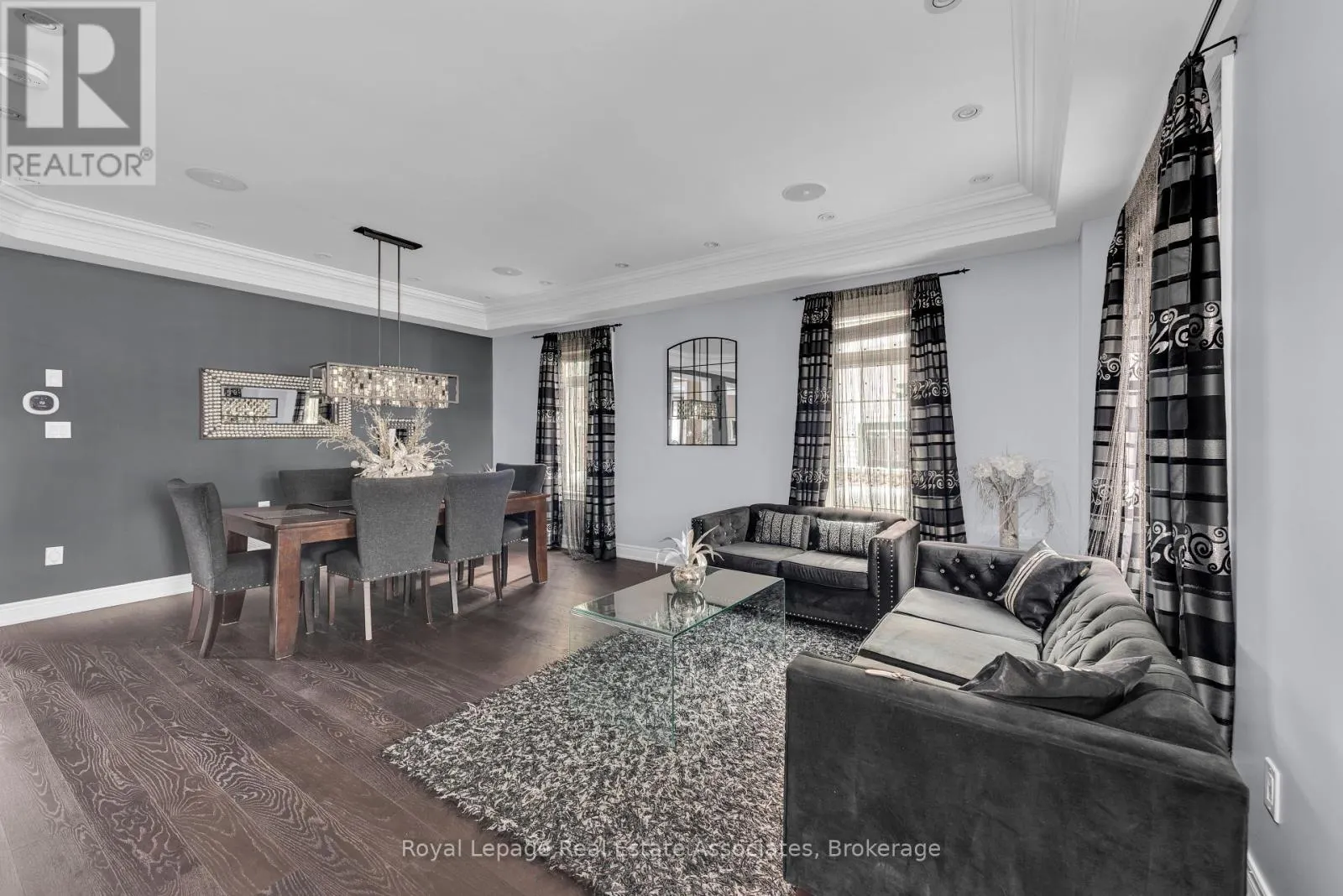 12 SEABROOK PLACE