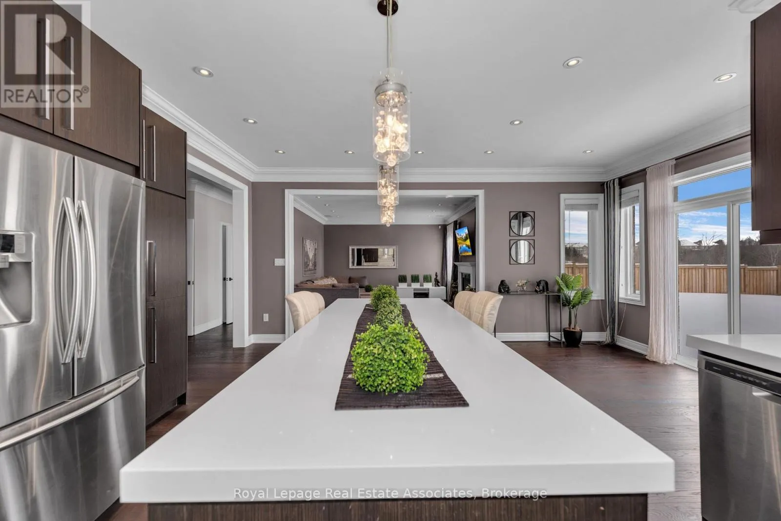 12 SEABROOK PLACE