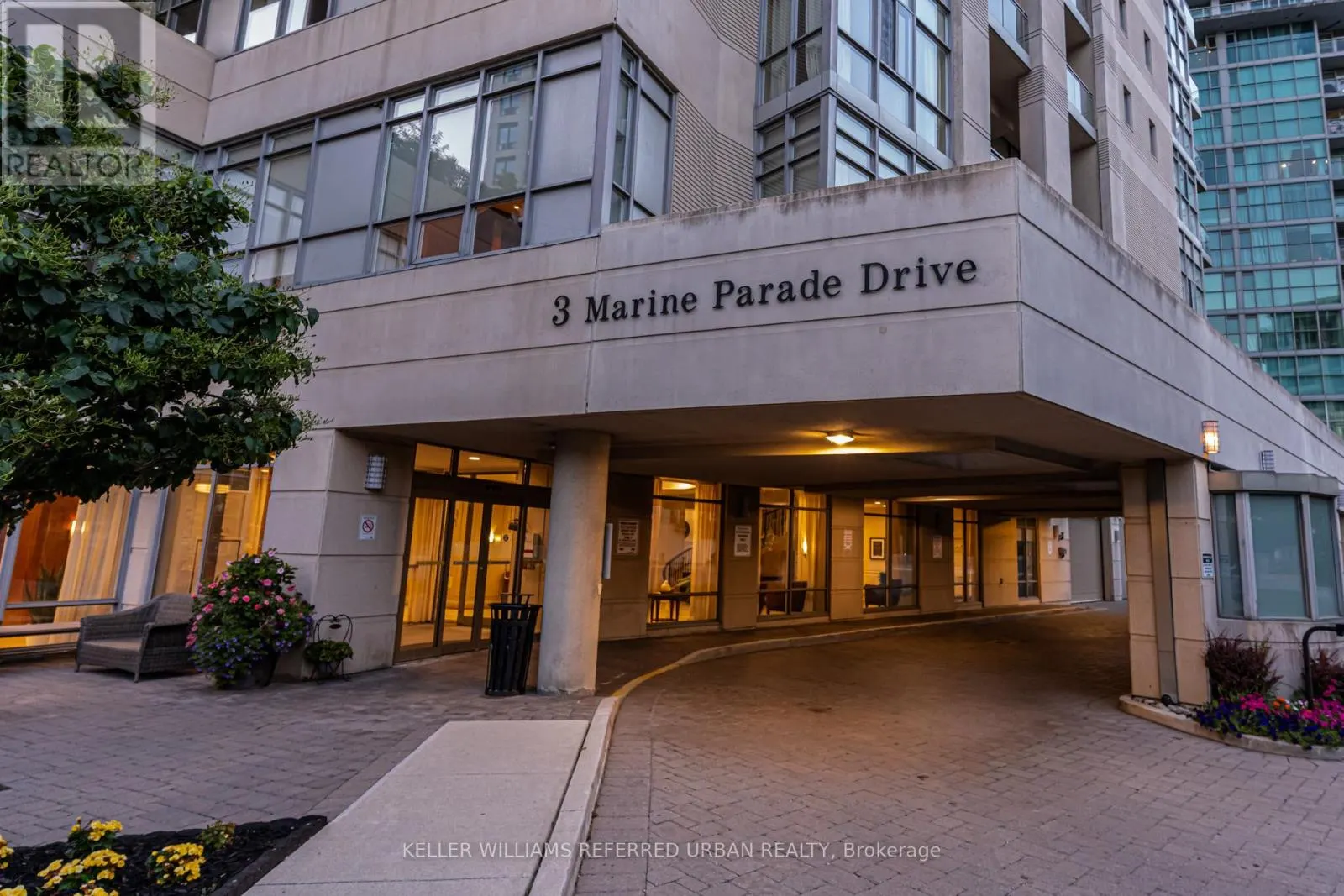 902 - 3 MARINE PARADE DRIVE