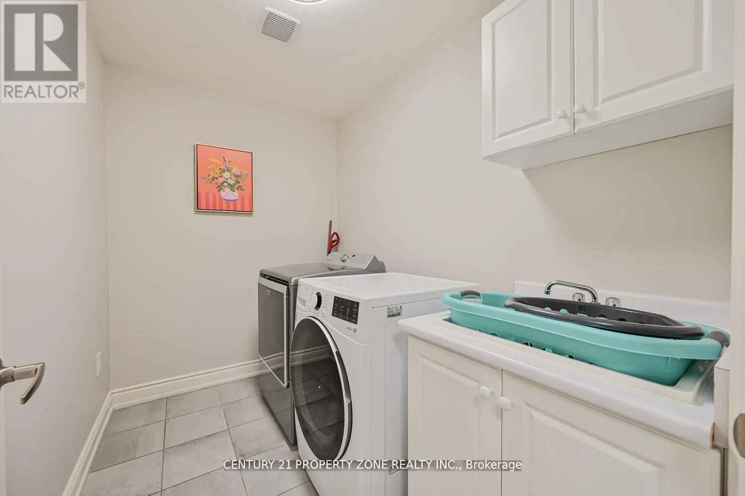 1544 LEGER WAY