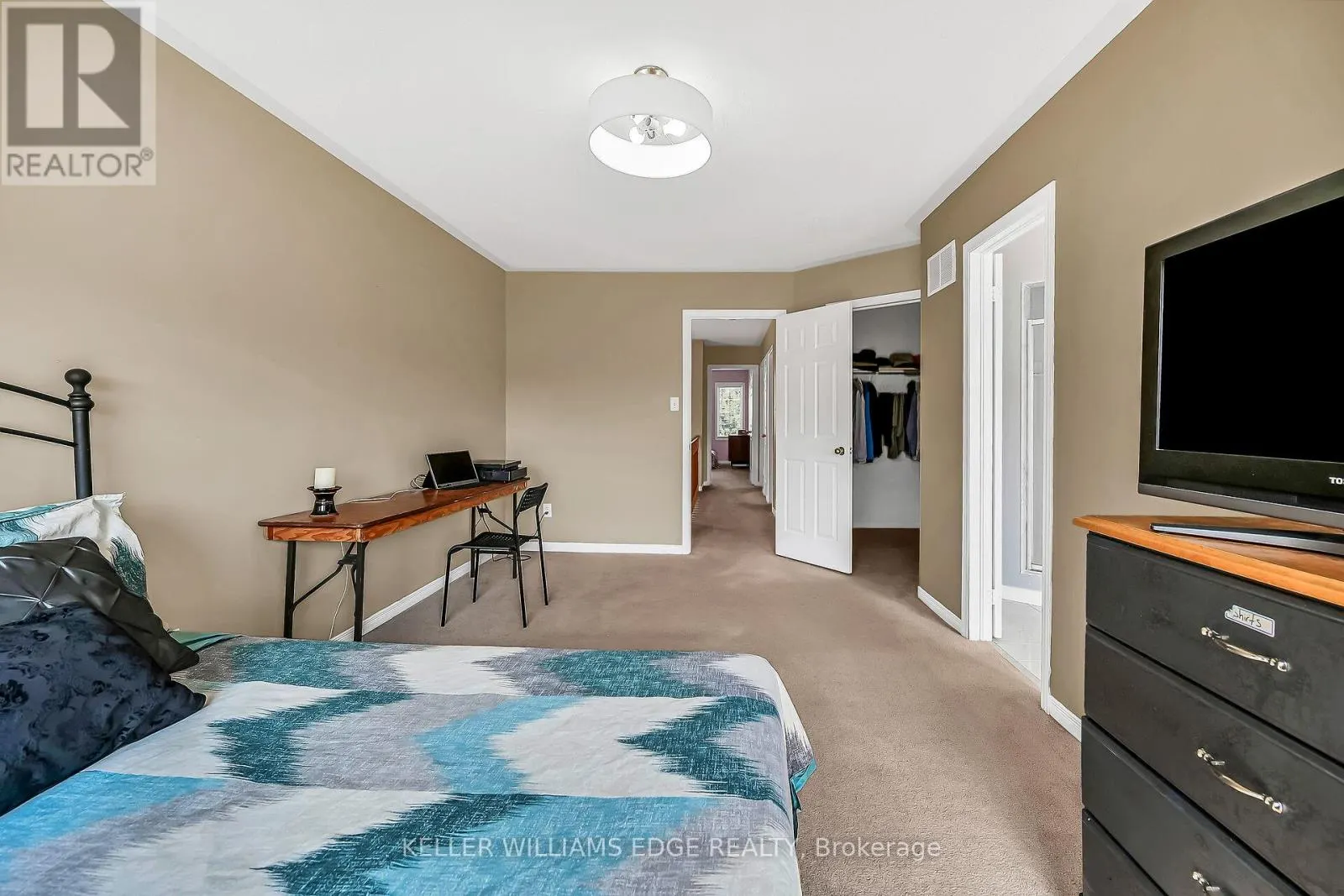 5648 EVELYN LANE