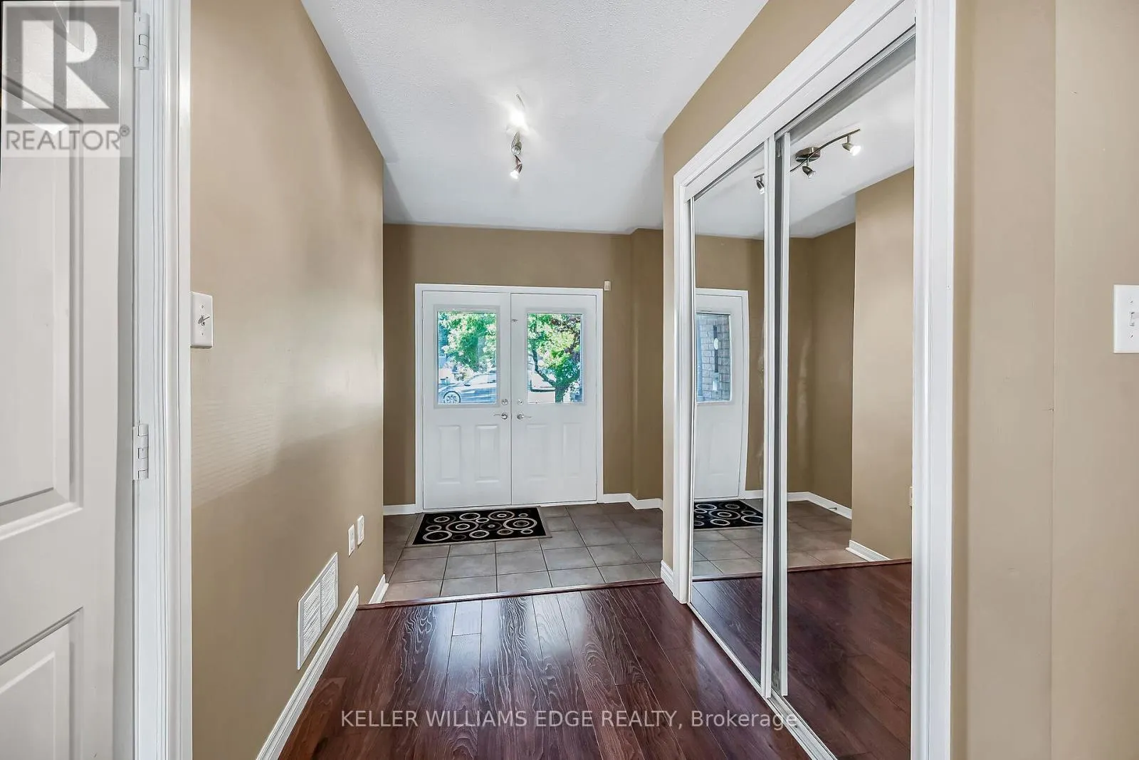 5648 EVELYN LANE