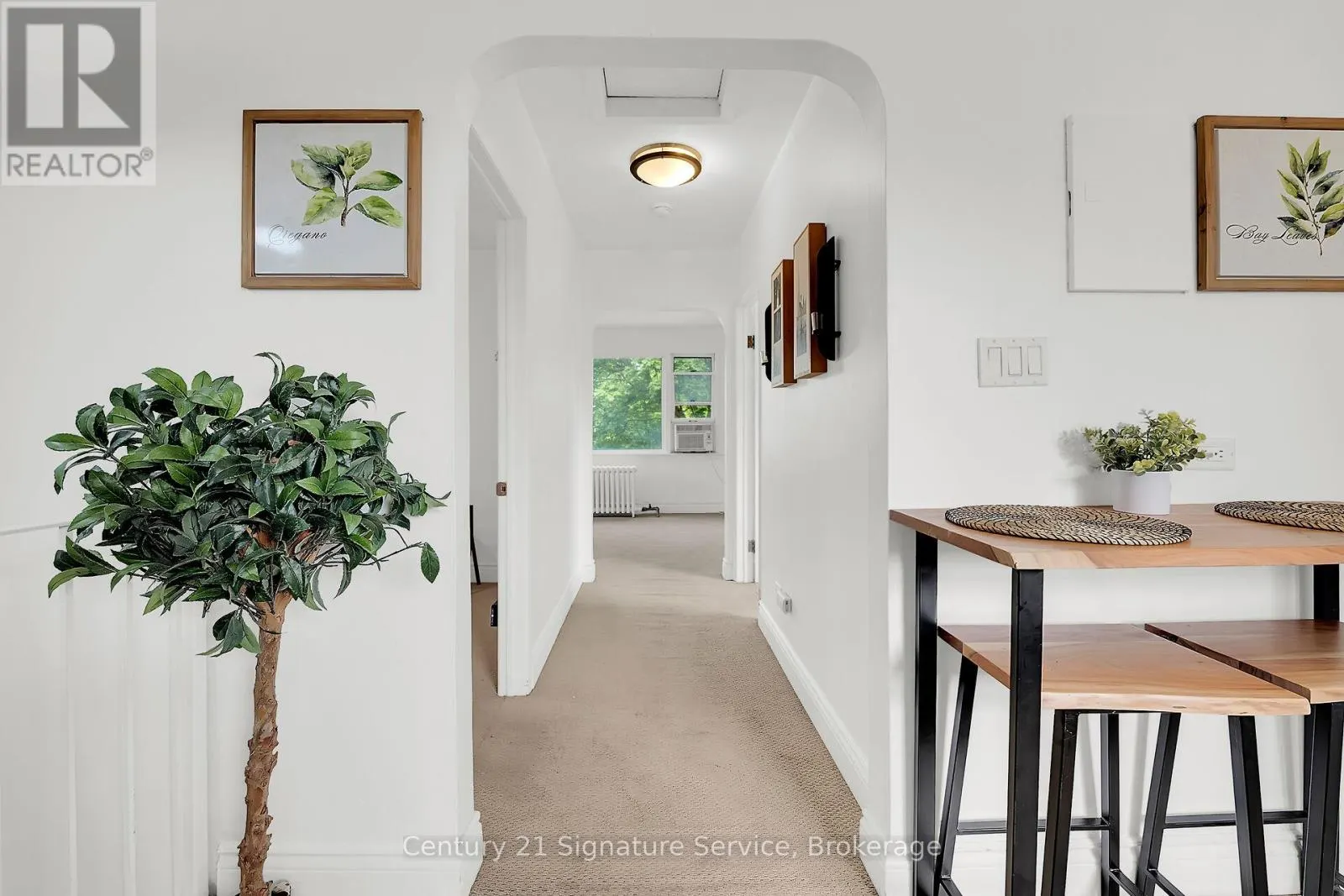 17 FLEMING AVENUE W