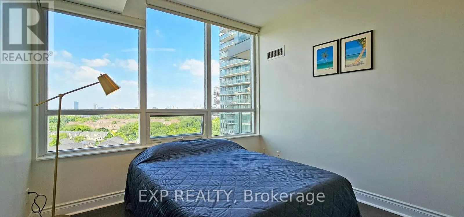 1204 - 2240 LAKESHORE BOULEVARD W