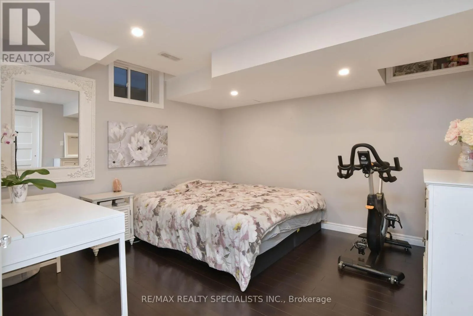 120 RISING HILL RIDGE