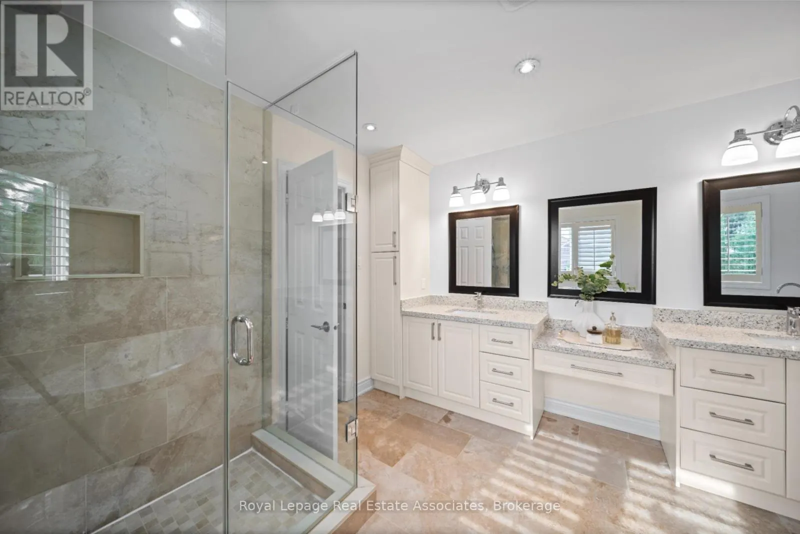 3723 TRELAWNY CIRCLE