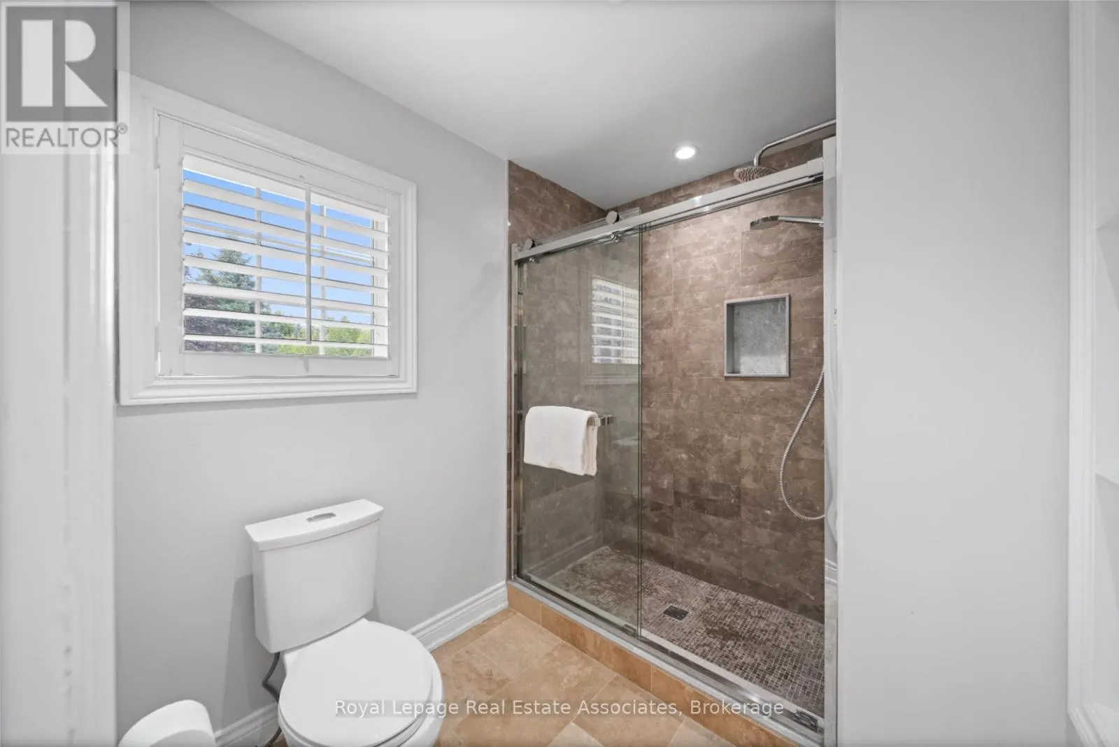 3723 TRELAWNY CIRCLE