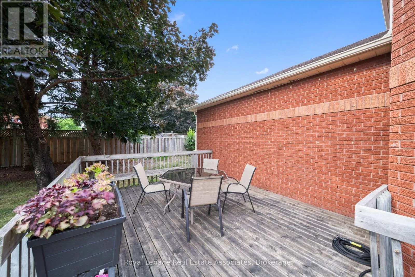 3723 TRELAWNY CIRCLE