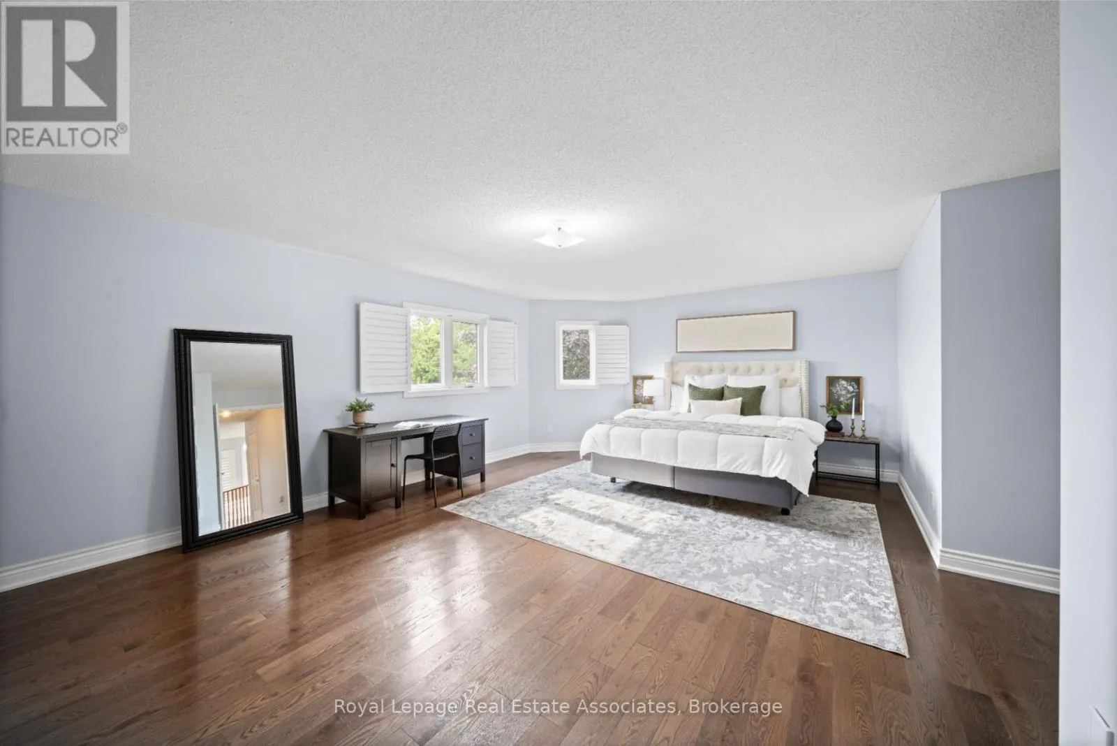 3723 TRELAWNY CIRCLE