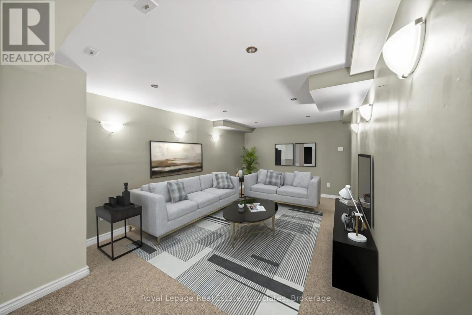 3723 TRELAWNY CIRCLE