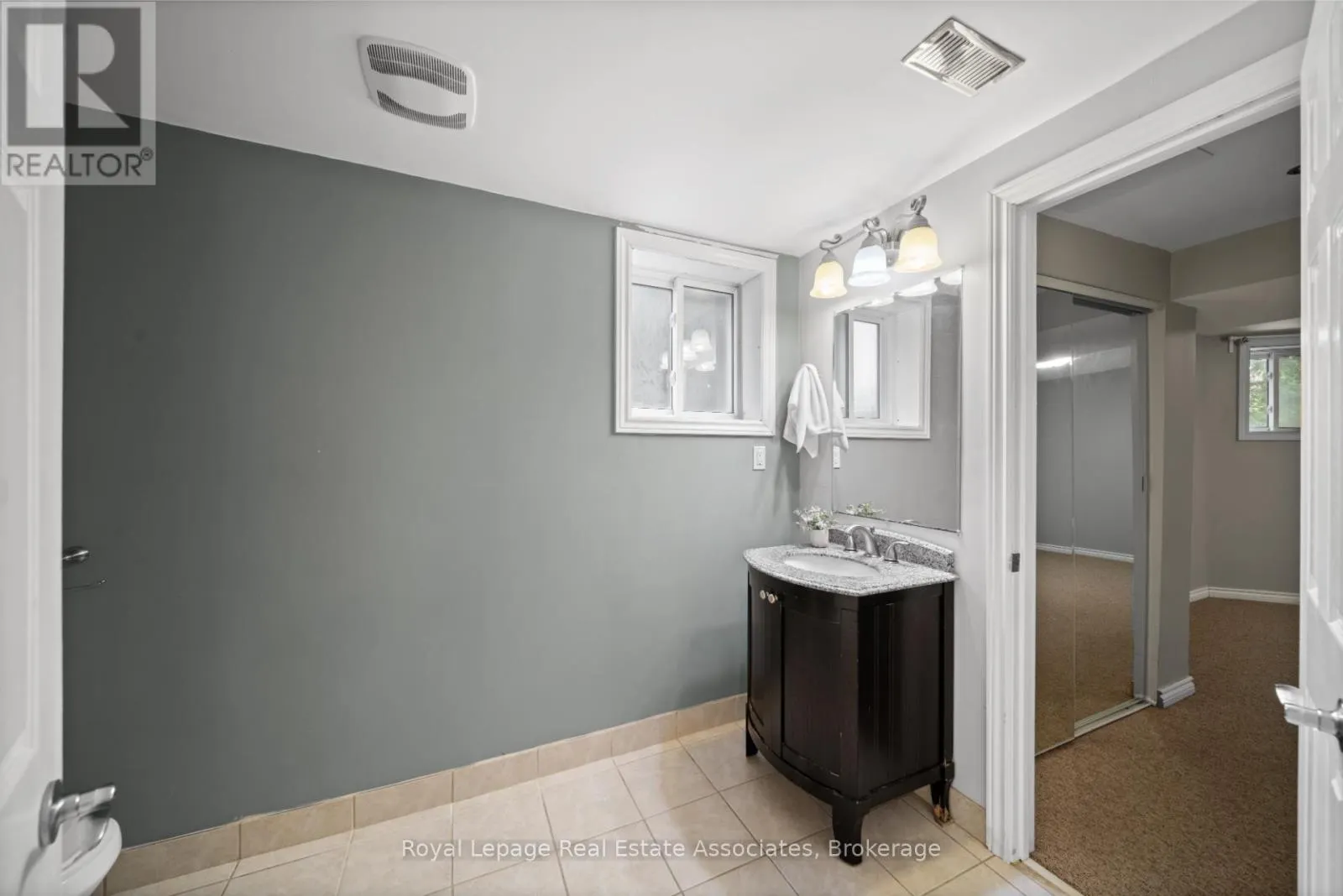 3723 TRELAWNY CIRCLE