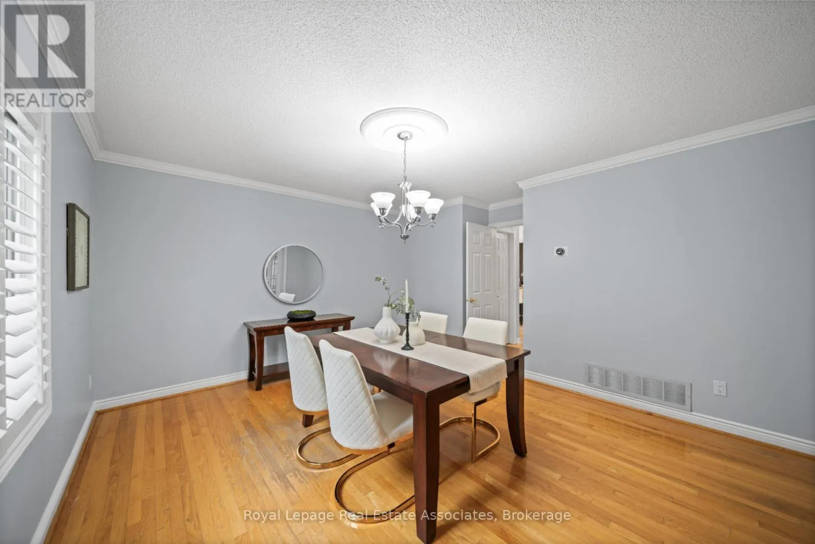 3723 TRELAWNY CIRCLE