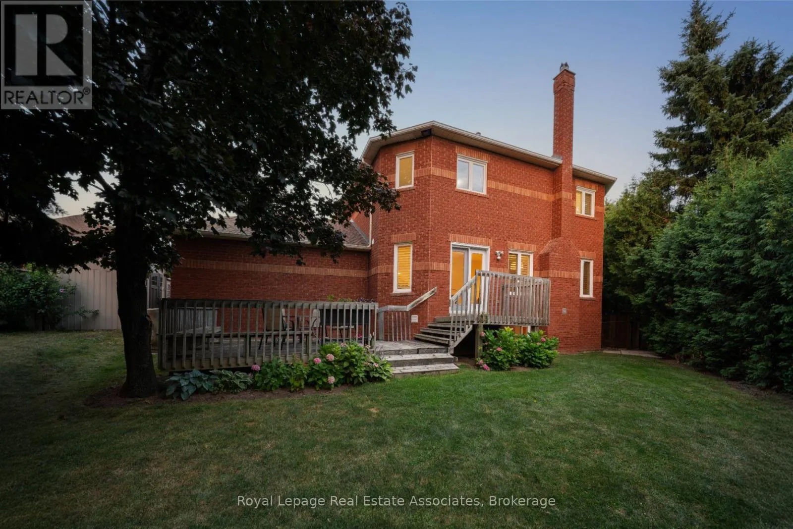 3723 TRELAWNY CIRCLE