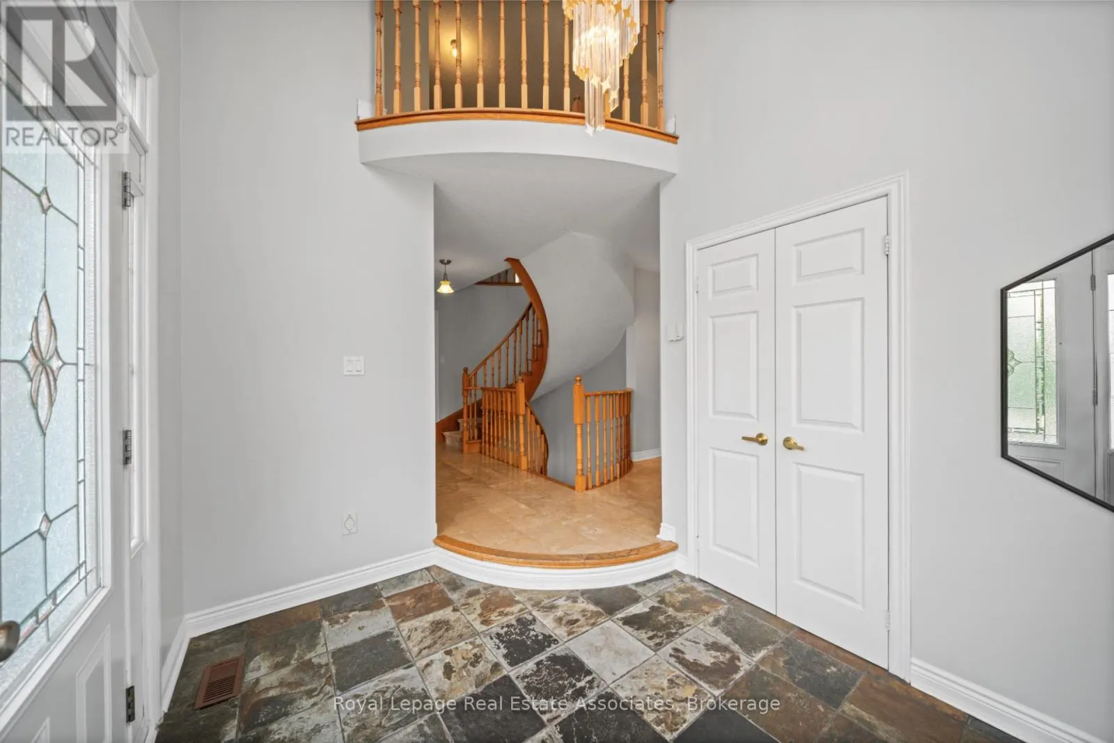 3723 TRELAWNY CIRCLE