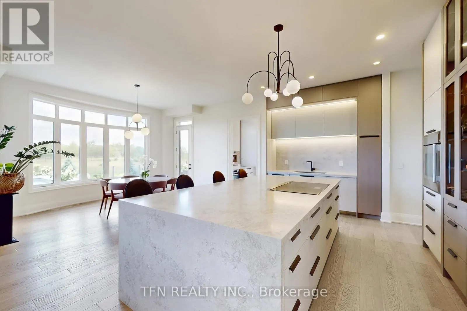 258 AMOS DRIVE