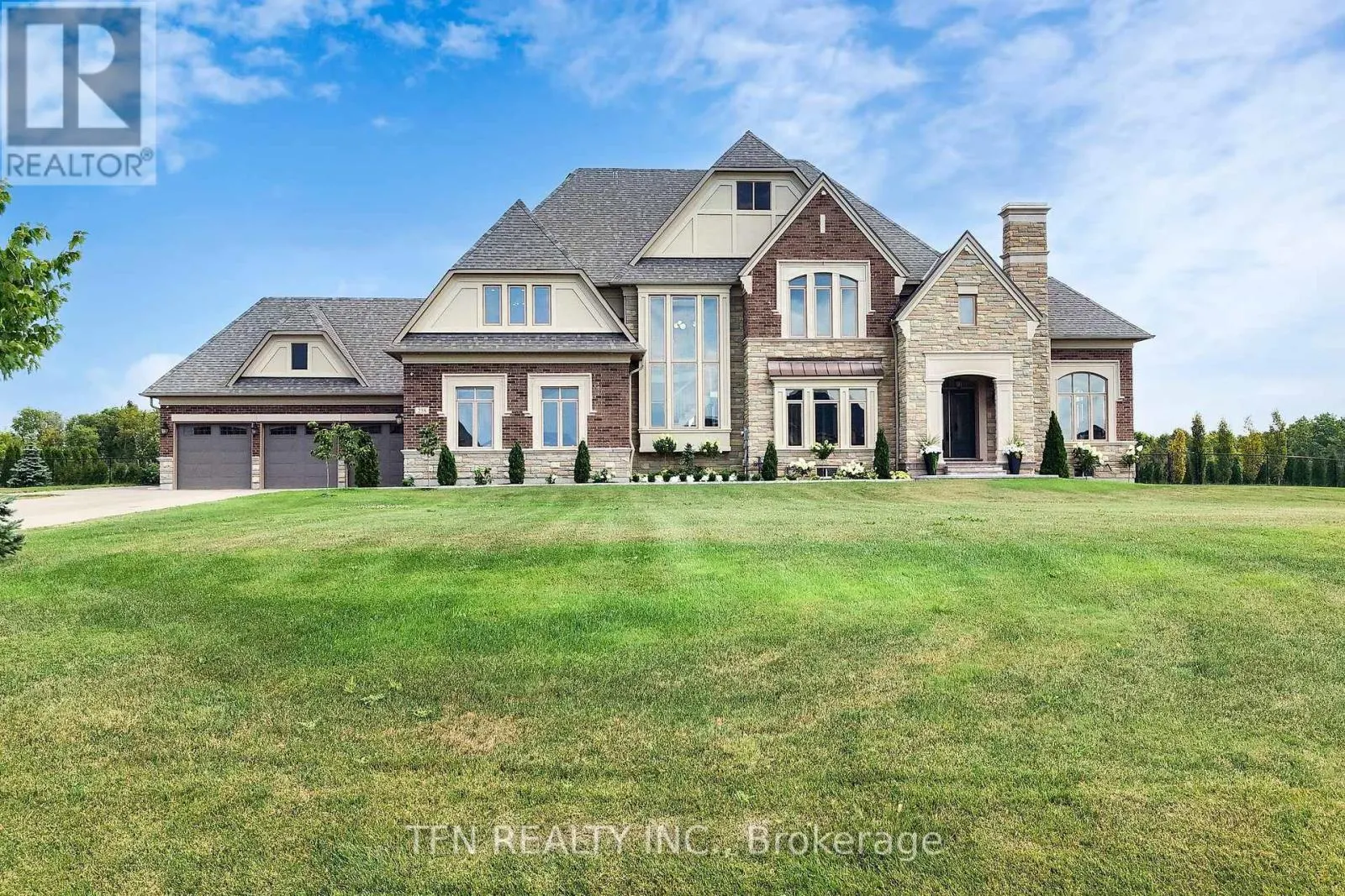 258 AMOS DRIVE