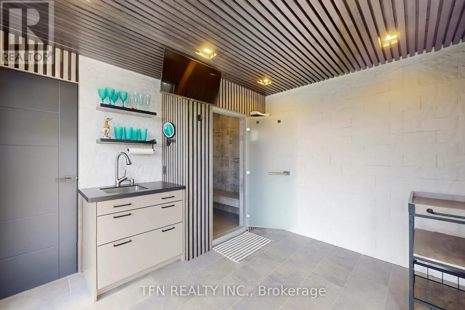 258 AMOS DRIVE