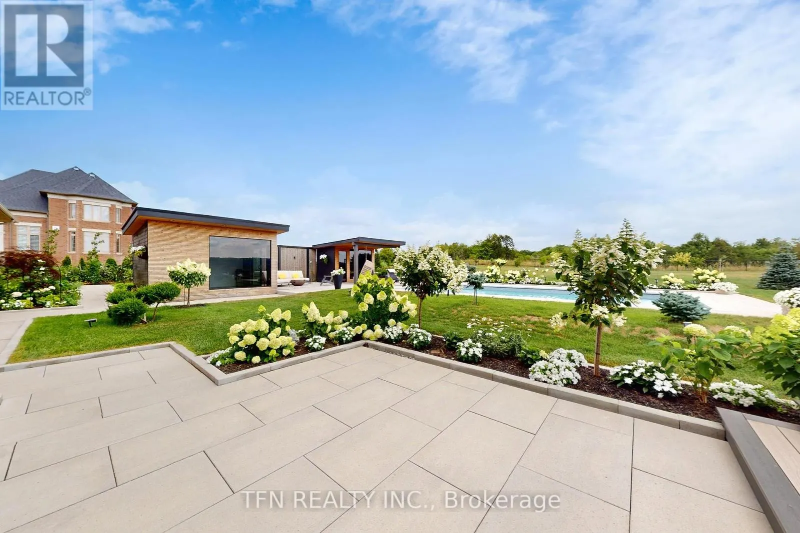 258 AMOS DRIVE