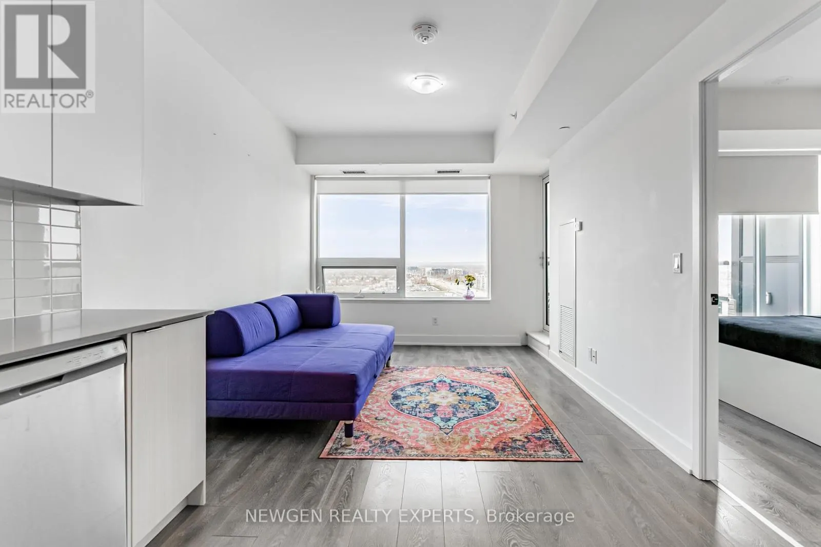 1310 - 2481 TAUNTON ROAD
