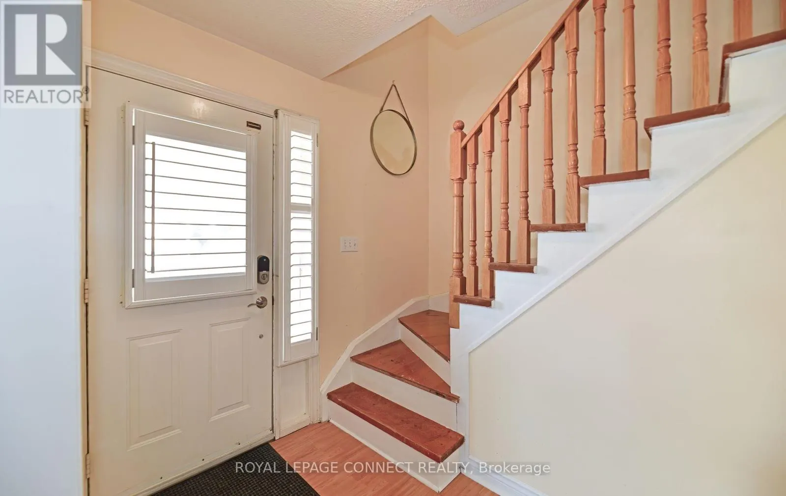 154 PRESSED BRICK DRIVE