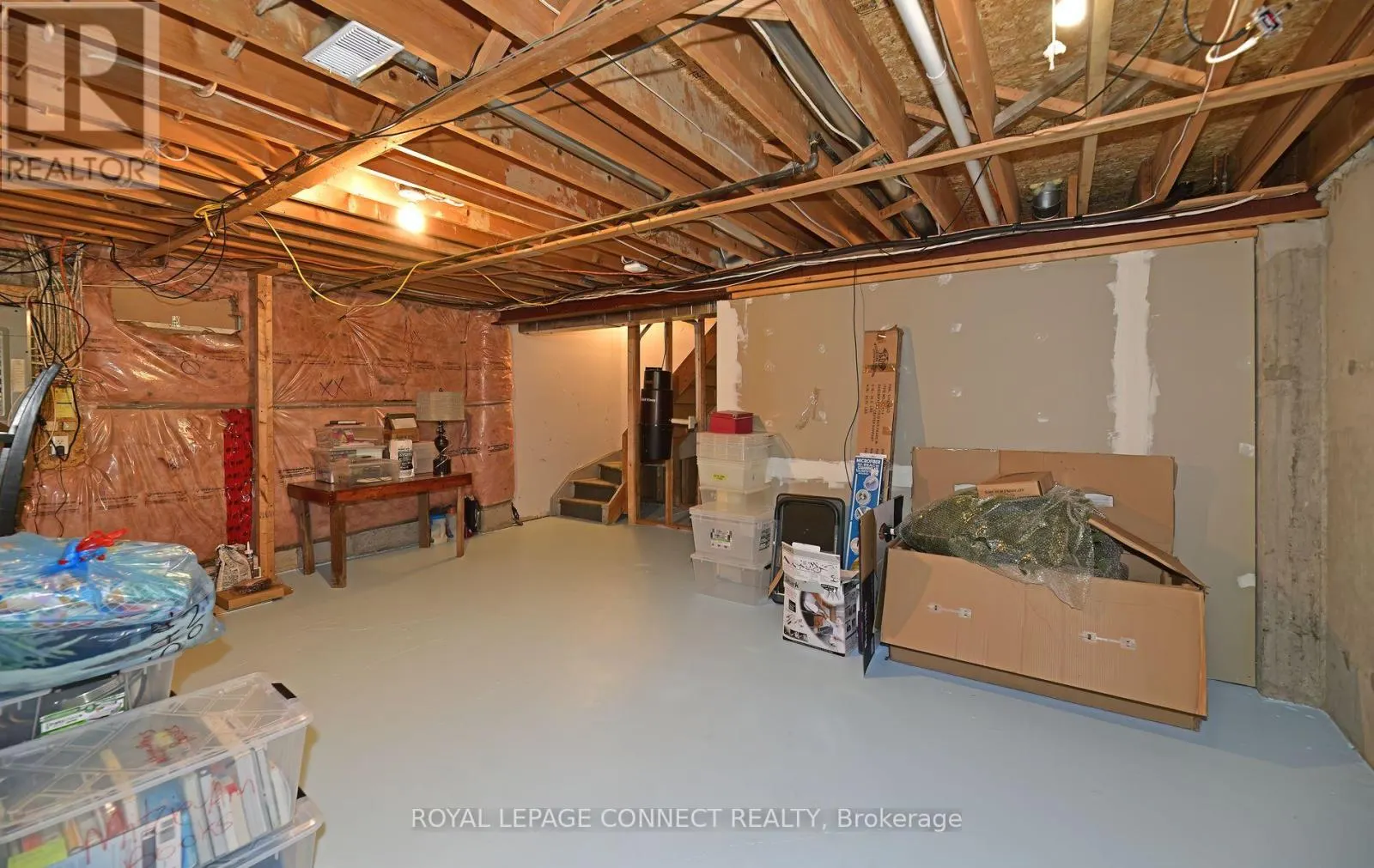 154 PRESSED BRICK DRIVE