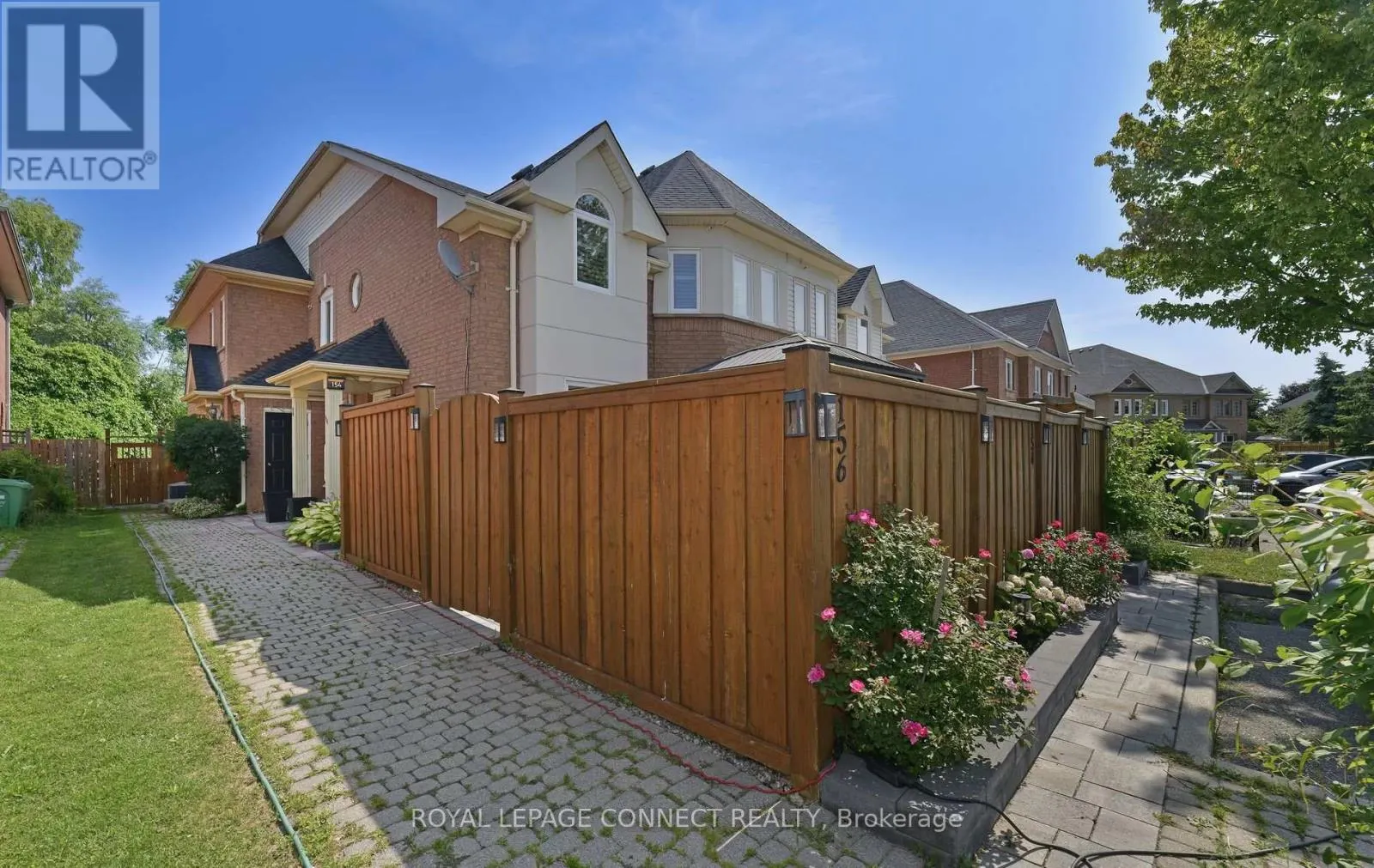 154 PRESSED BRICK DRIVE