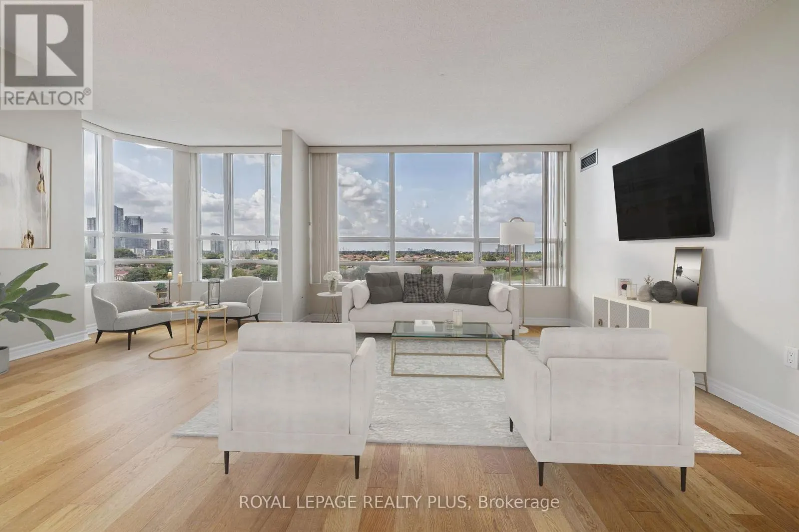 712 - 50 KINGSBRIDGE GARDEN CIRCLE