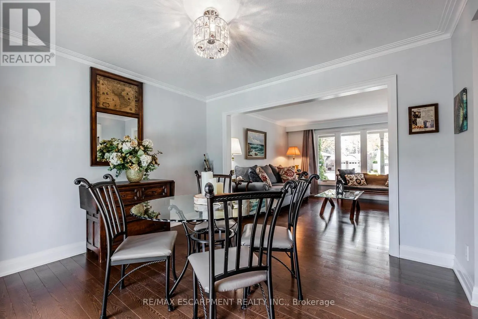 4463 HAWTHORNE DRIVE