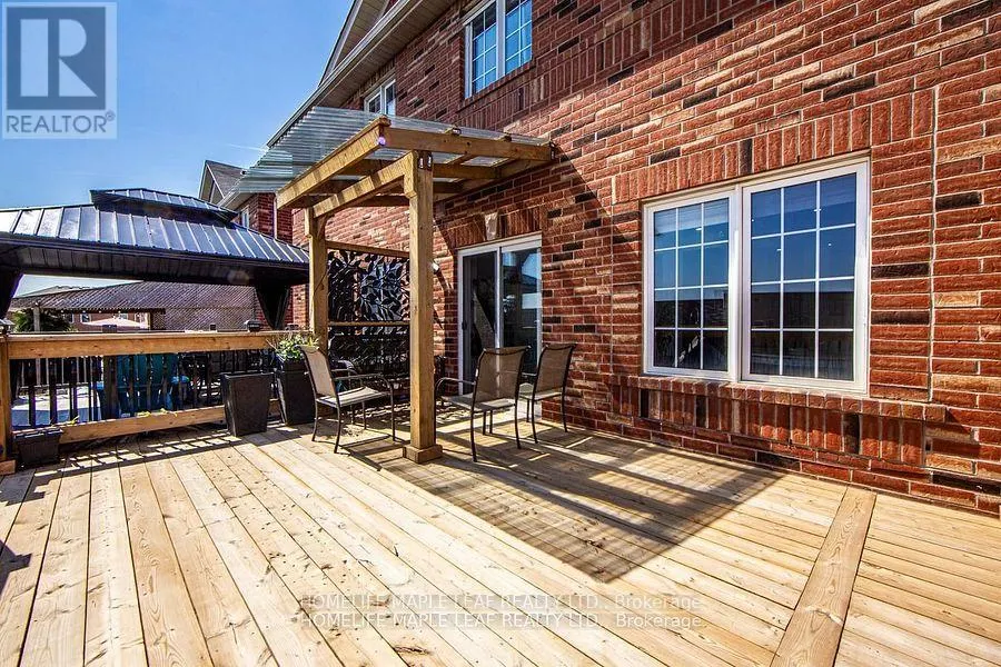 24 GULFBROOK CIRCLE