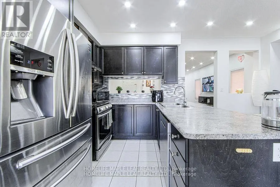 24 GULFBROOK CIRCLE