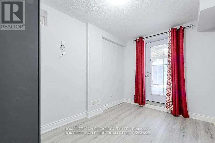 24 GULFBROOK CIRCLE