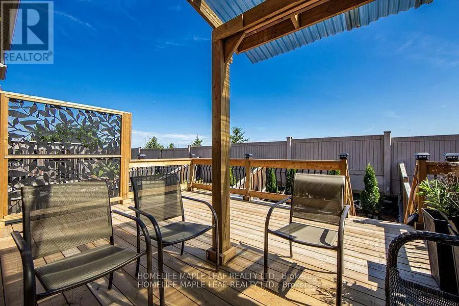 24 GULFBROOK CIRCLE