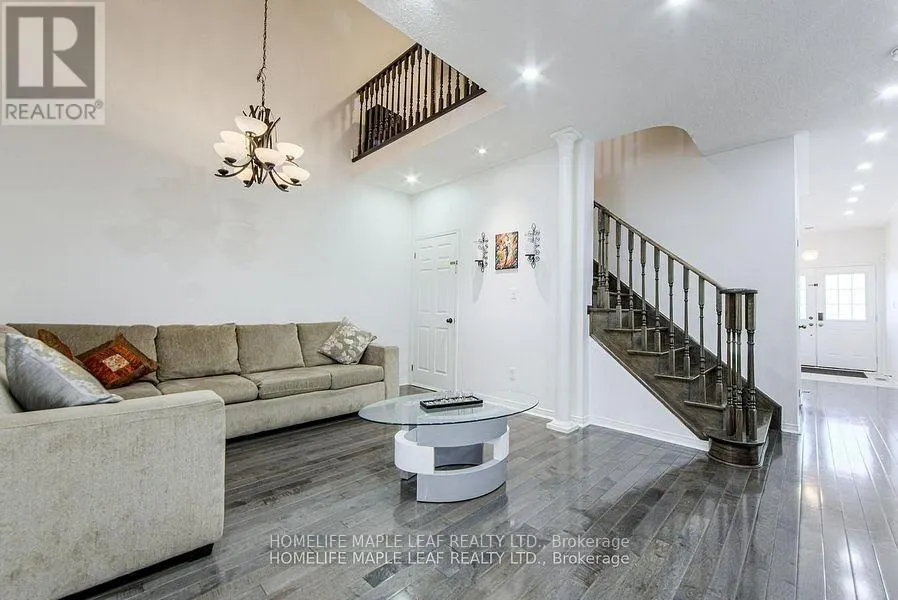 24 GULFBROOK CIRCLE