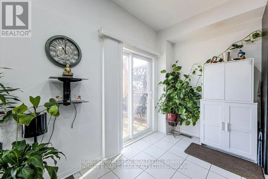 24 GULFBROOK CIRCLE