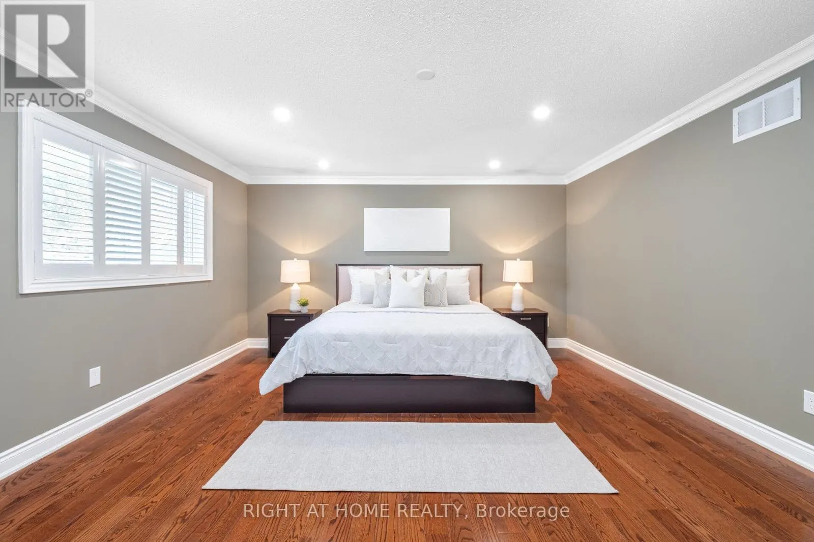 3737 BRINWOOD GATE
