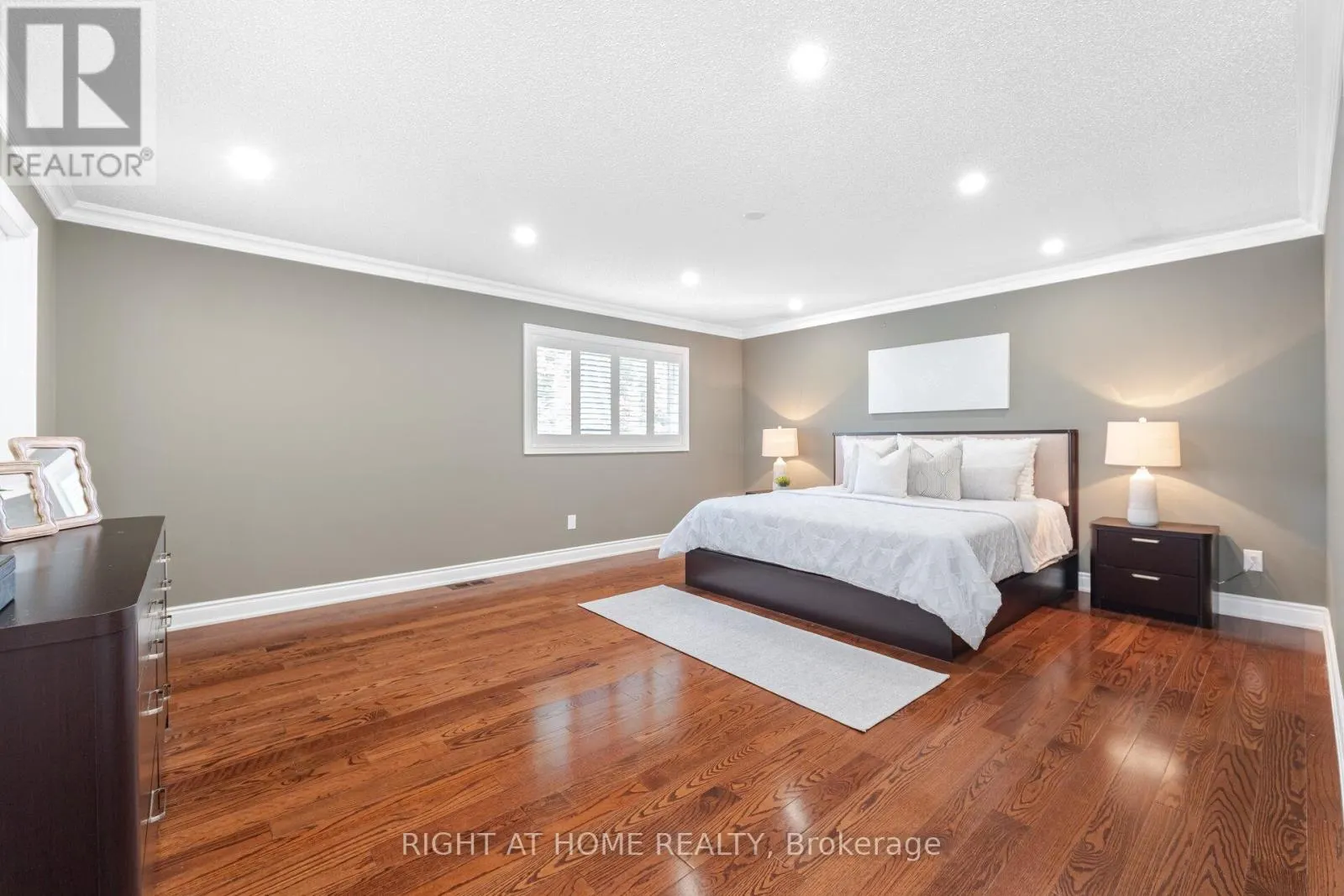 3737 BRINWOOD GATE