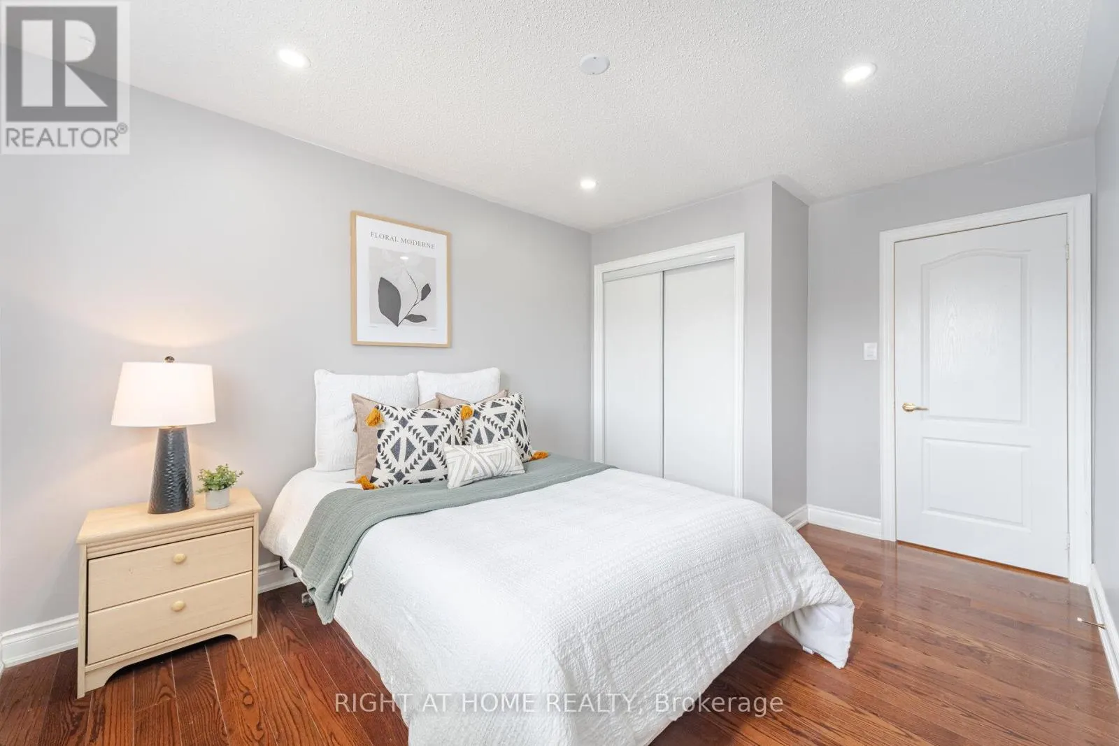 3737 BRINWOOD GATE