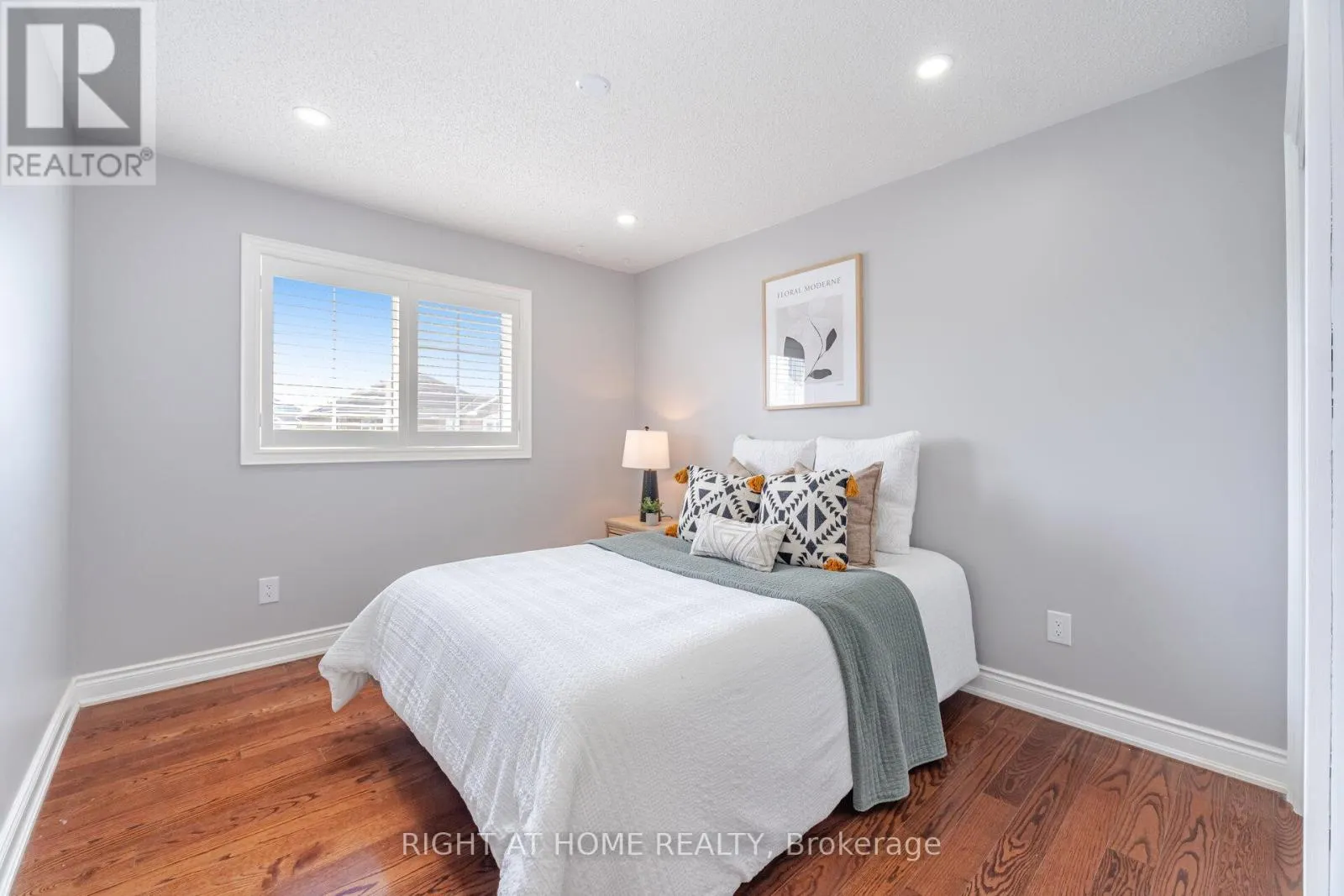 3737 BRINWOOD GATE