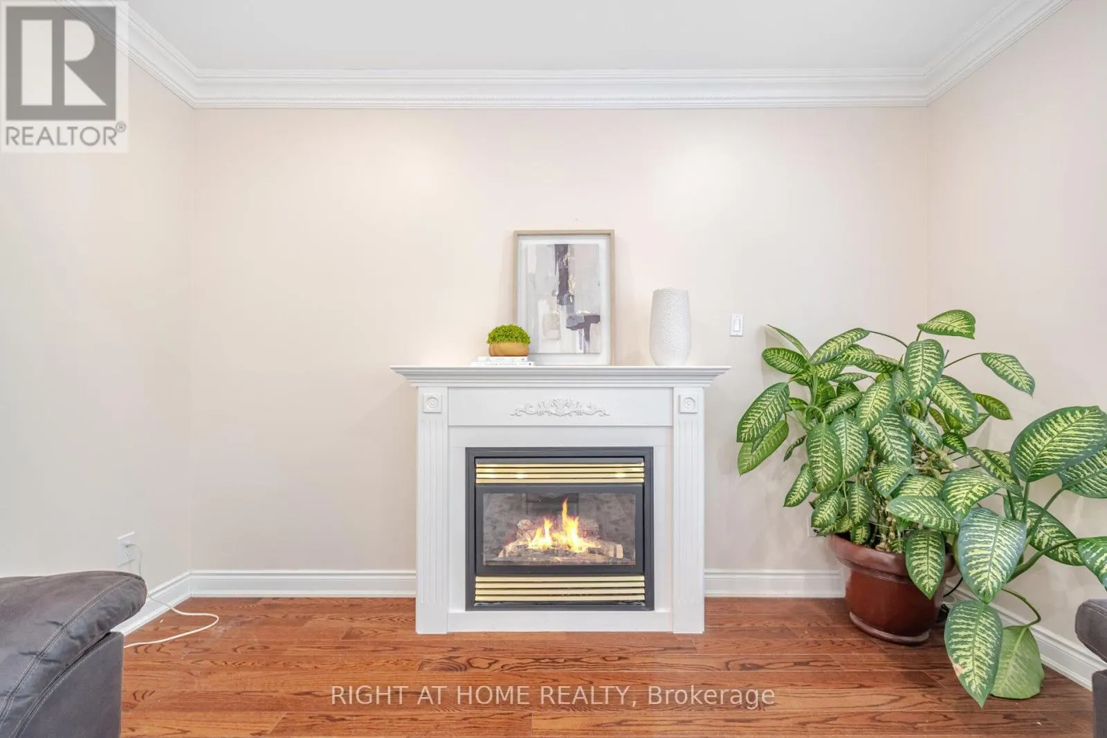 3737 BRINWOOD GATE