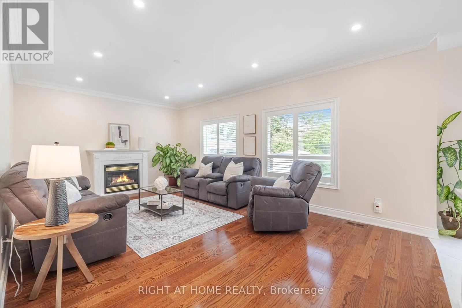 3737 BRINWOOD GATE