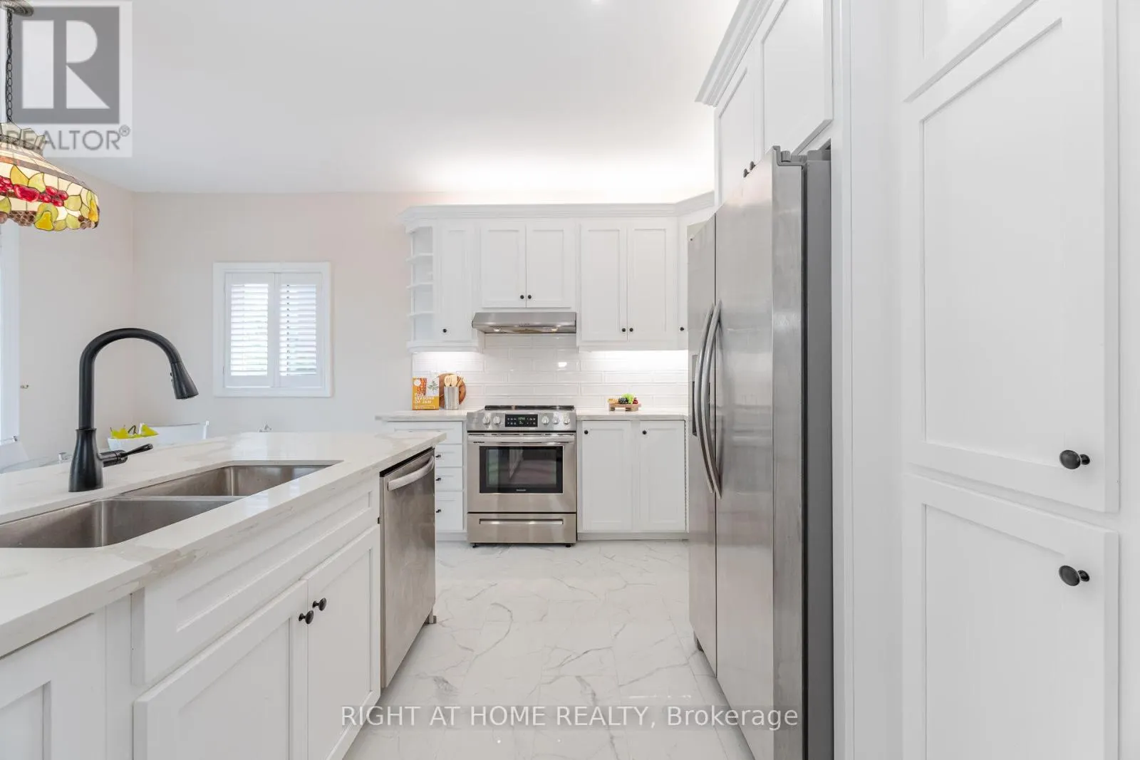 3737 BRINWOOD GATE