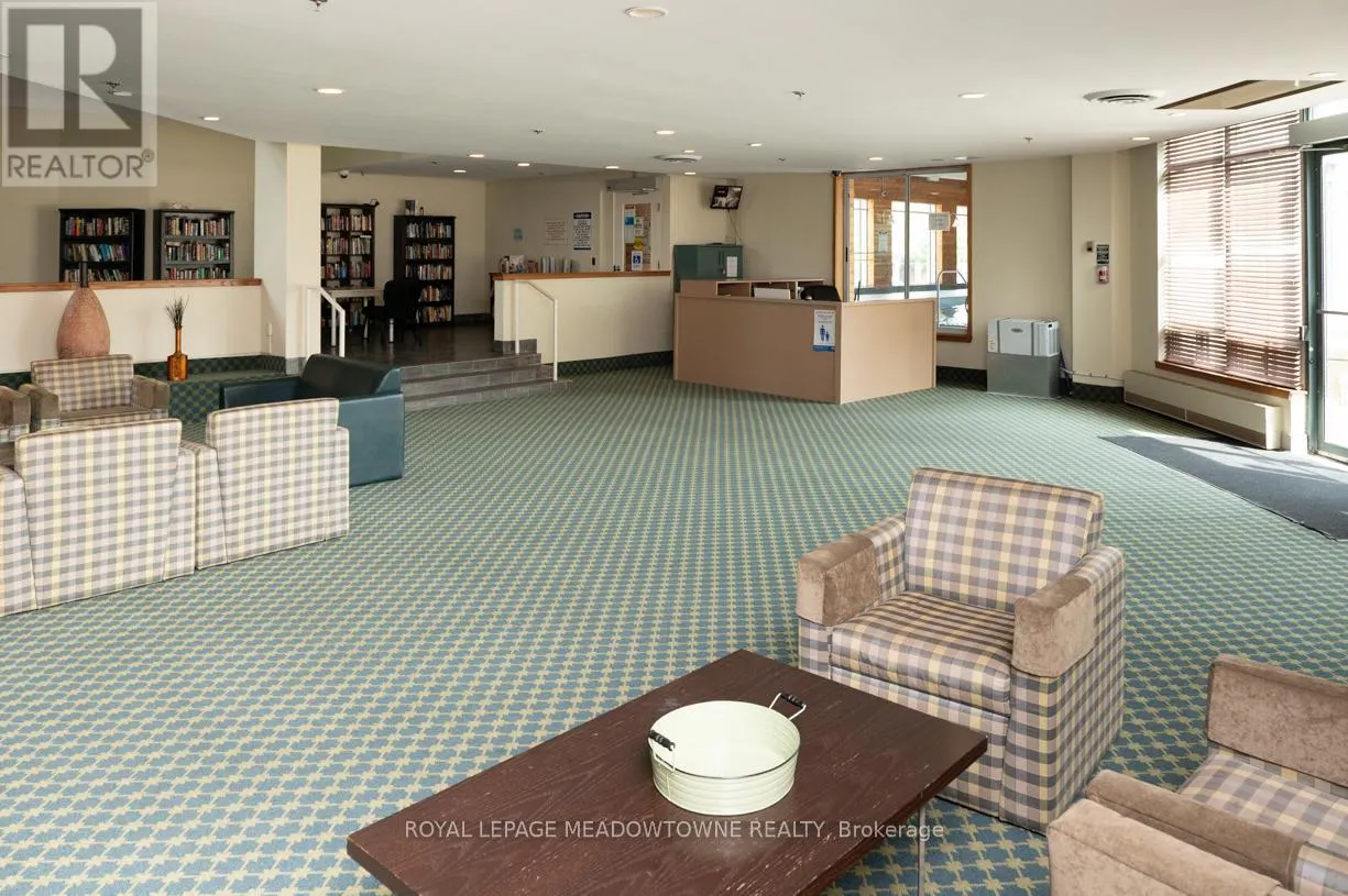 902 - 2155 BURNHAMTHORPE ROAD W