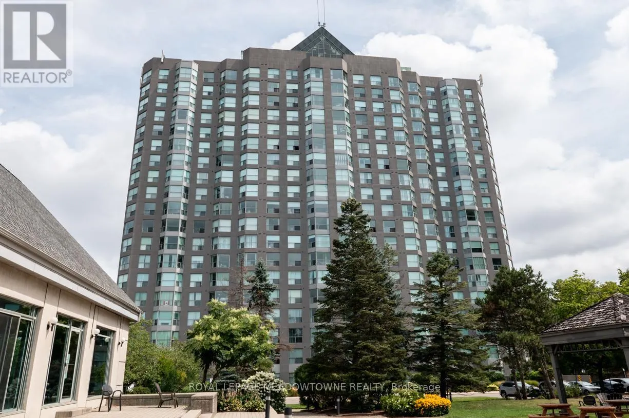 902 - 2155 BURNHAMTHORPE ROAD W