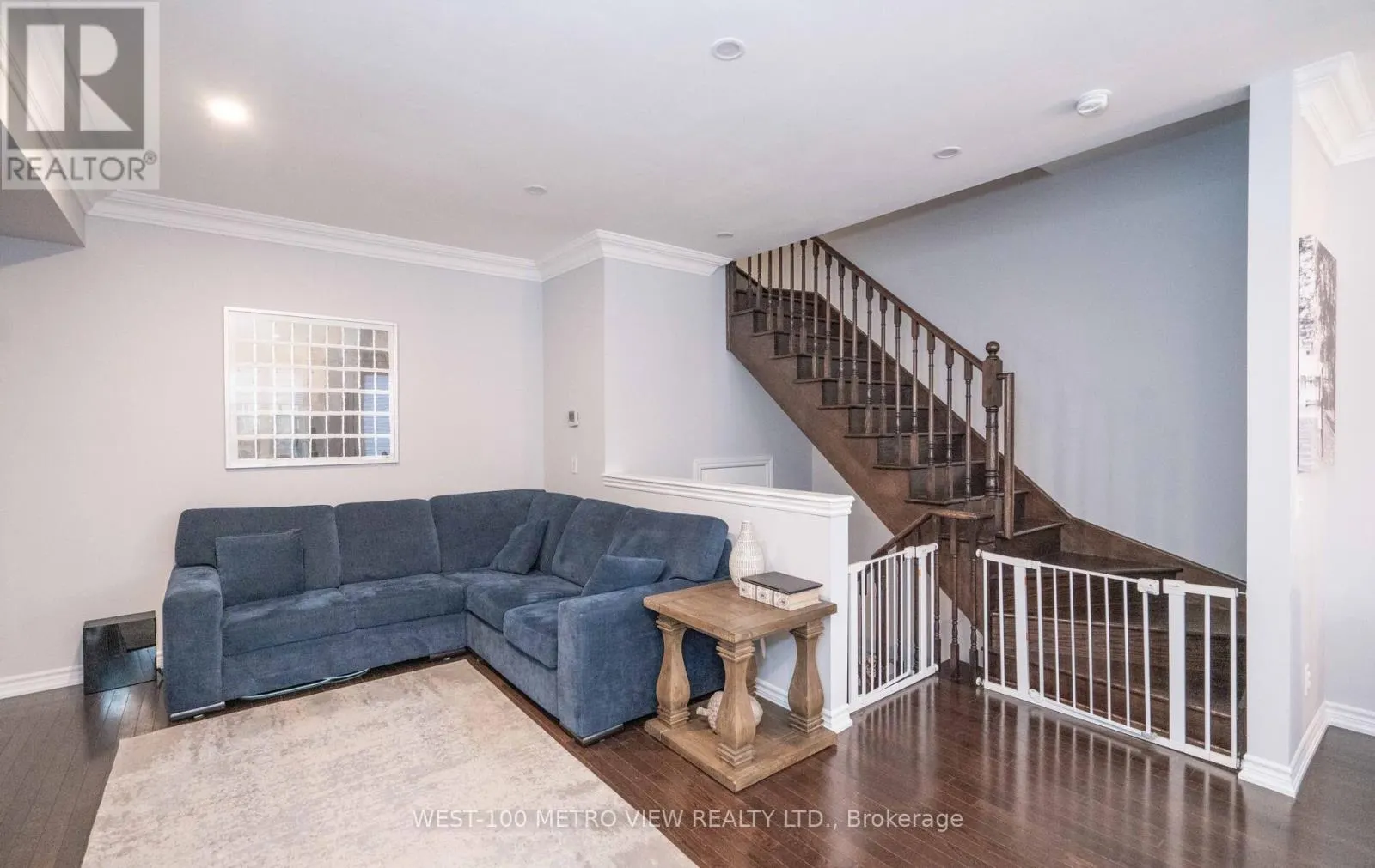 406 ATHABASCA COMMON