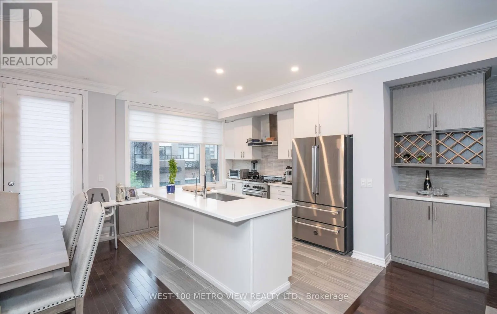406 ATHABASCA COMMON