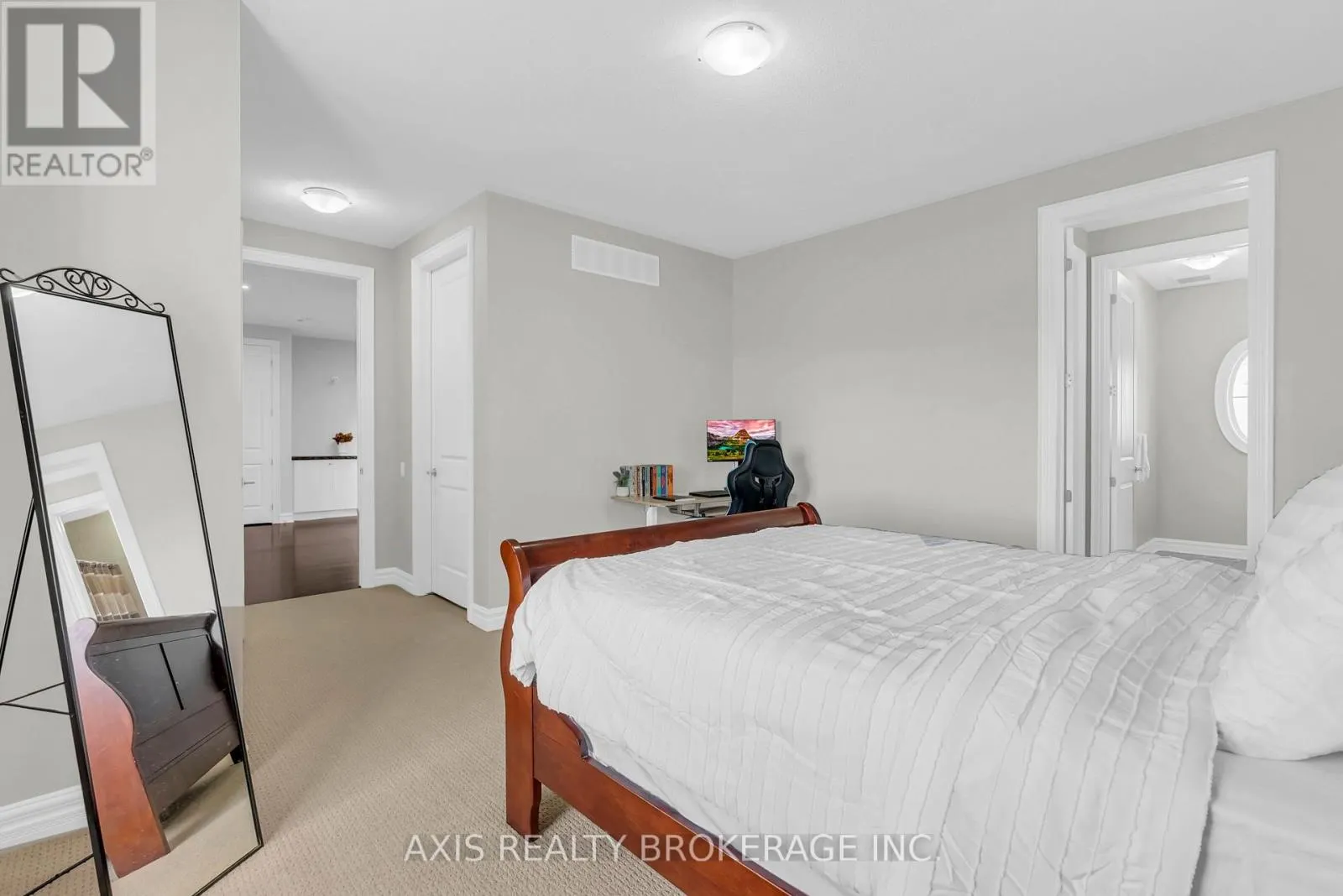 48 KELWAYS CIRCLE