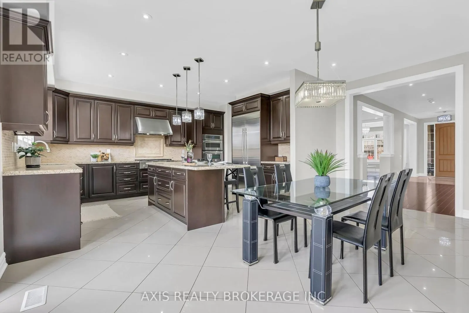 48 KELWAYS CIRCLE