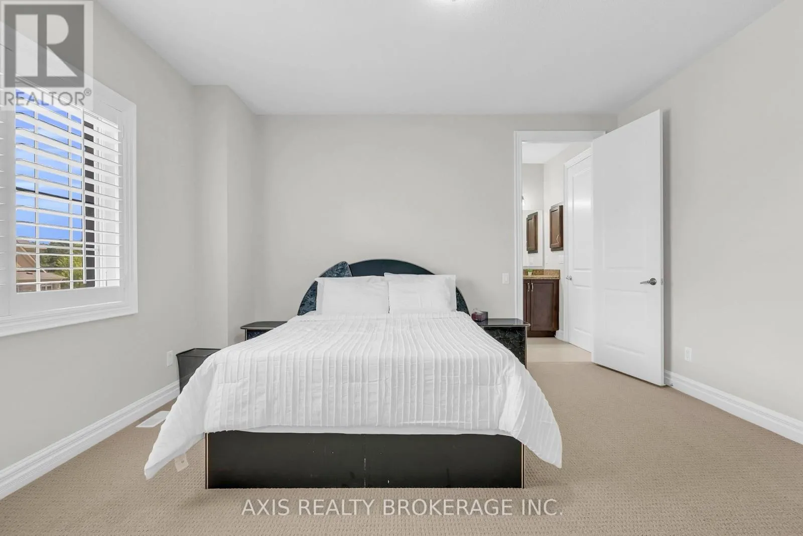 48 KELWAYS CIRCLE